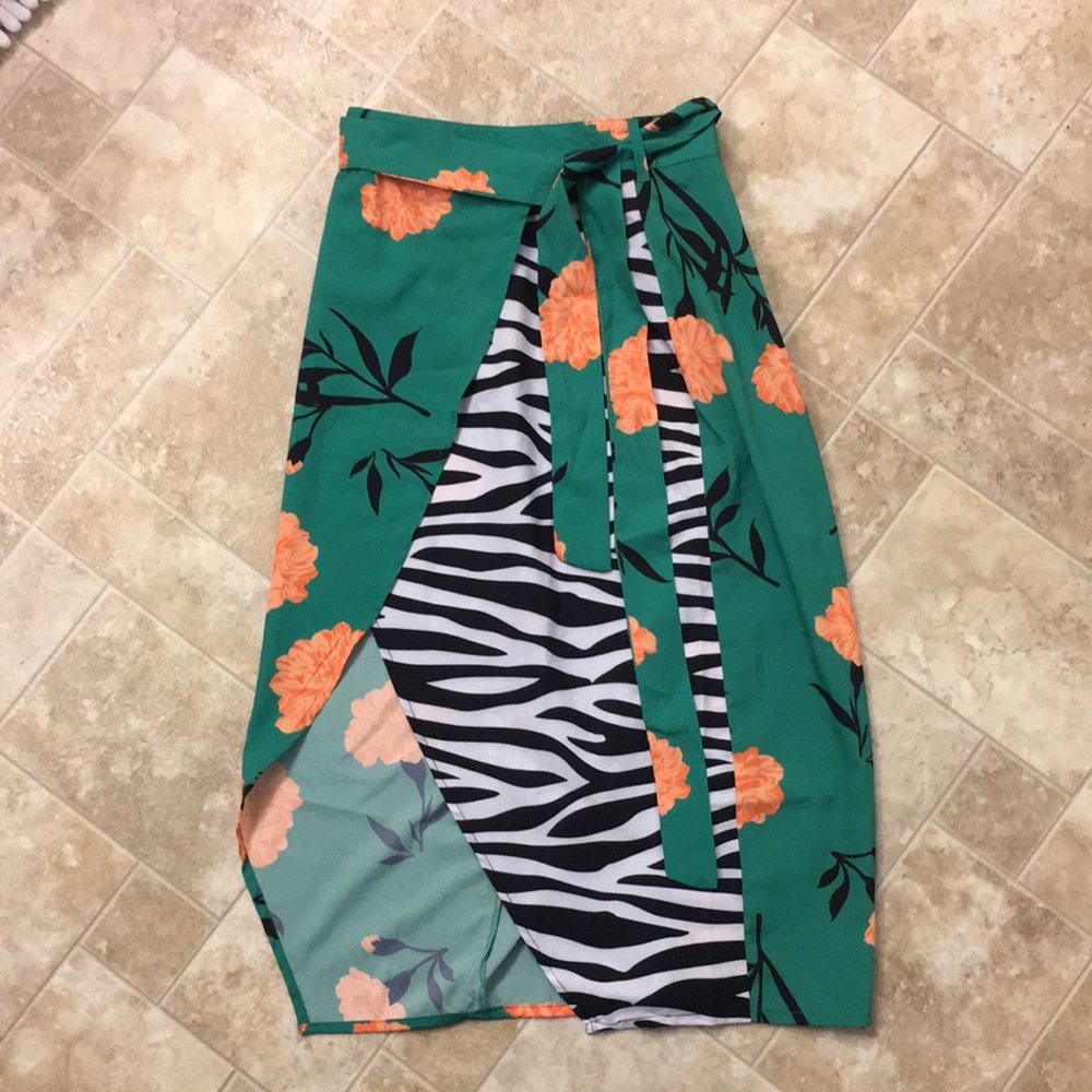Asos skirt - Small